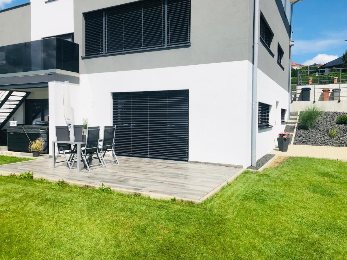 Apartment Moderne Mit Terrasse Und Garten