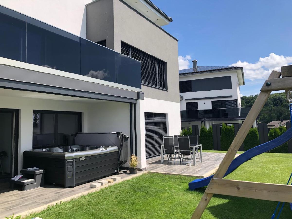 Moderne Mit Terrasse Und Garten *
